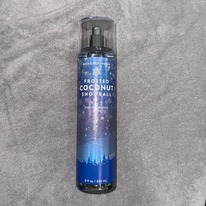 Bath and Body Works Frosted Coconut Snowball